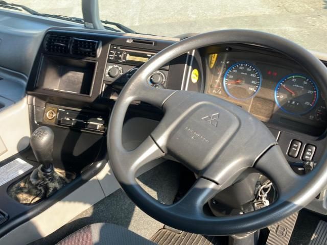 MITSUBISHI FUSOU SUPER GREAT 2016 Image 31