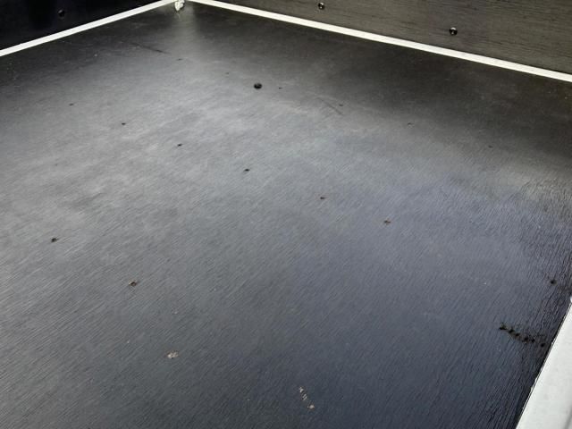 ISUZU ELF 2012 Image 31