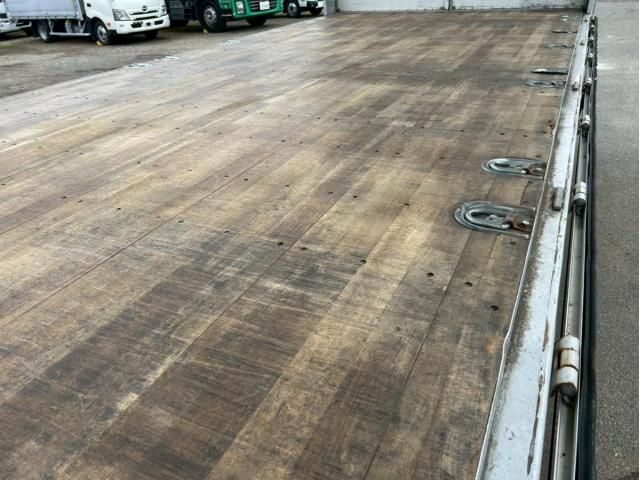 HINO PROFIA 2018 Image 31