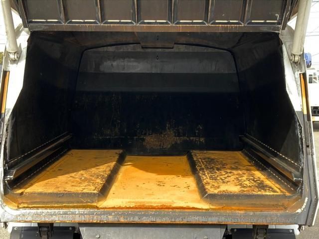 MITSUBISHI CANTER 2021 Image 31