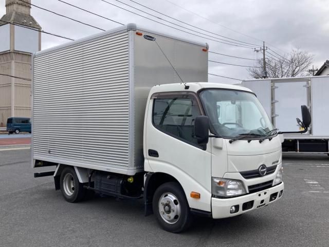 HINO DUTRO 2016 Image 31