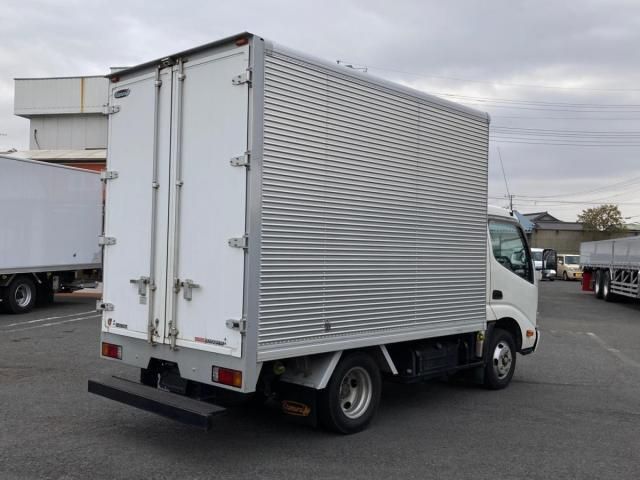 HINO DUTRO 2016 Image 31