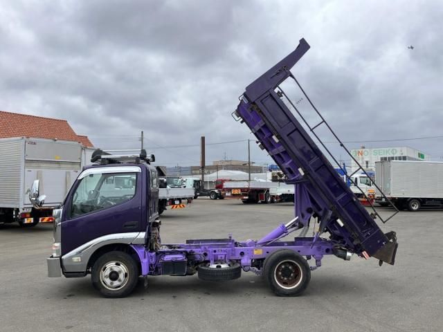 TOYOTA DYNA 2013 Image 31