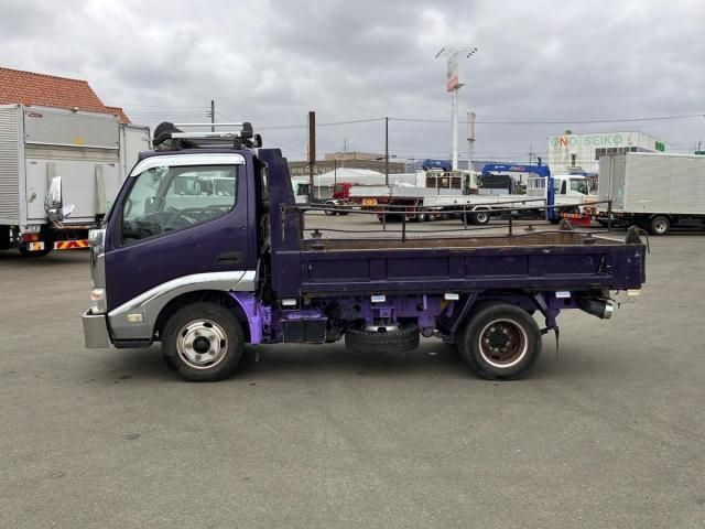 TOYOTA DYNA 2013 Image 31