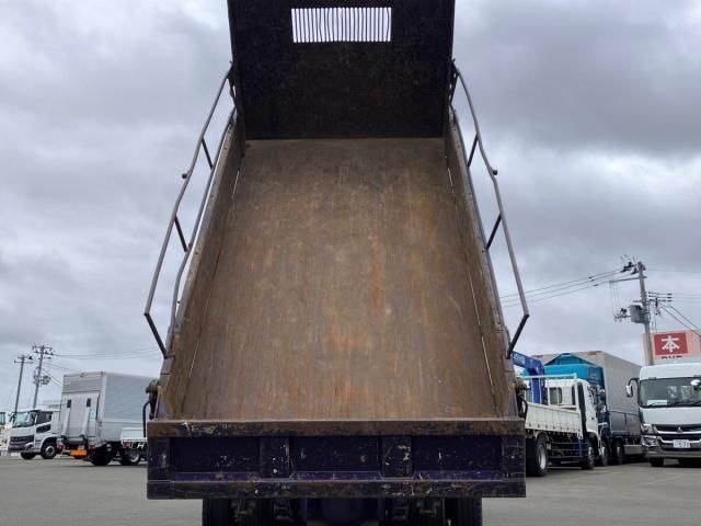 TOYOTA DYNA 2013 Image 31