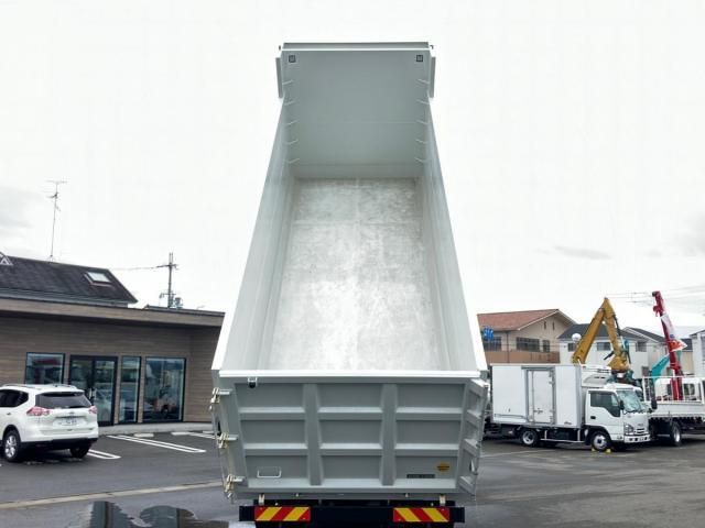 MITSUBISHI FUSOU SUPER GREAT 2025 Image 31