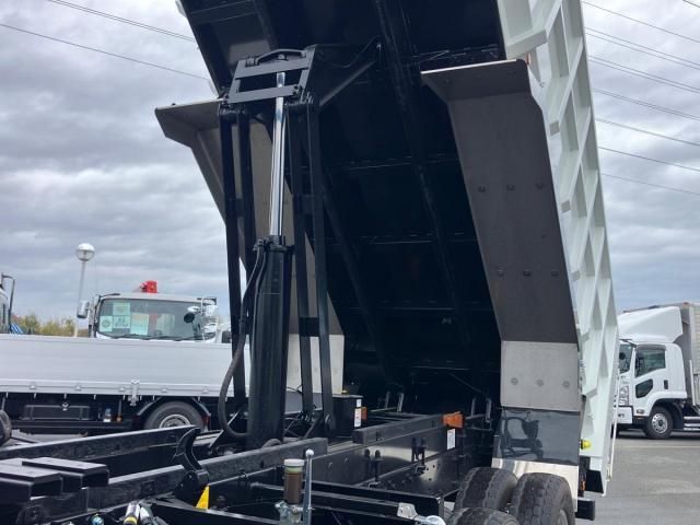 MITSUBISHI FUSOU SUPER GREAT 2025 Image 31