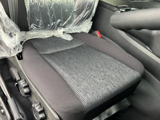 MITSUBISHI FUSOU SUPER GREAT 2025 Image 31