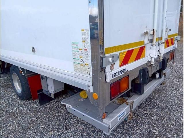 ISUZU FORWARD 2013 Image 31