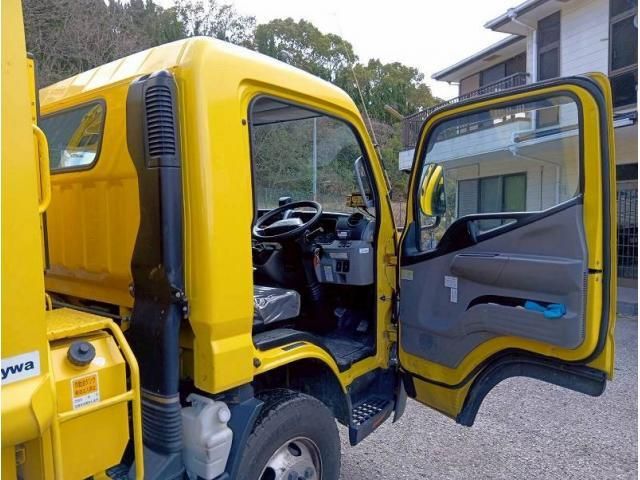 MITSUBISHI CANTER 2020 Image 31