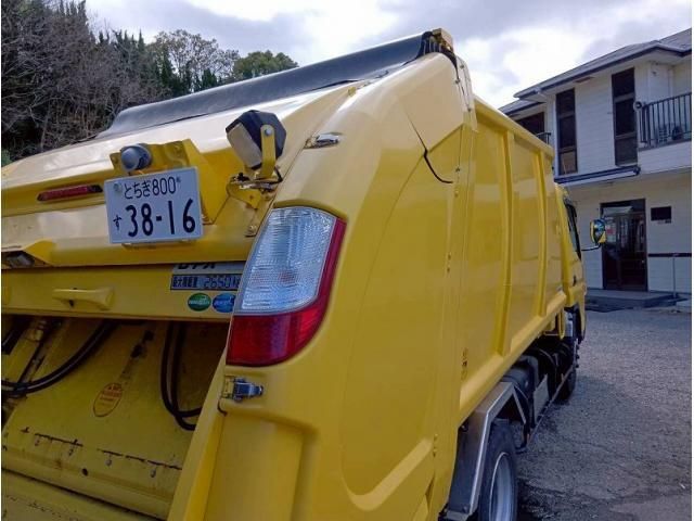 MITSUBISHI CANTER 2020 Image 31