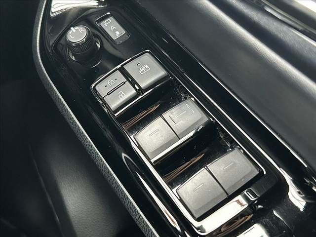 TOYOTA NOAH 2021 Image 31