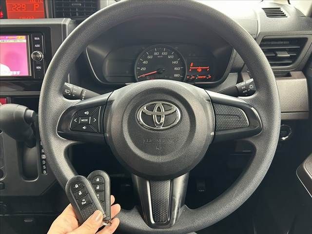 TOYOTA TANK 2017 Image 31