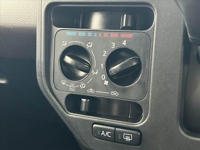 TOYOTA TANK 2017 Image 31