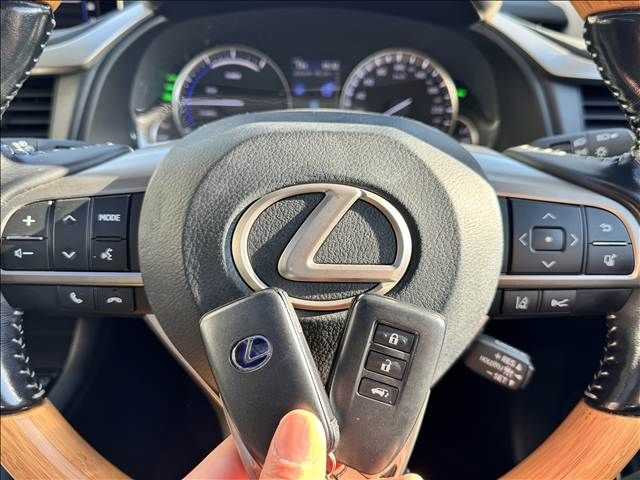 TOYOTA LEXUS RX450H AWD 2017 Image 31