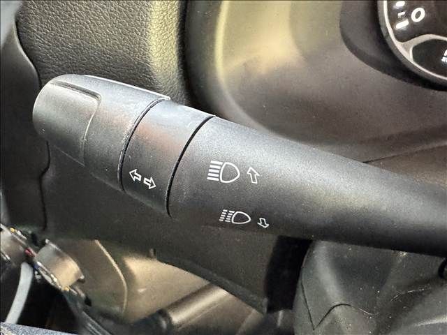 JEEP RENEGADE 2021 Image 31