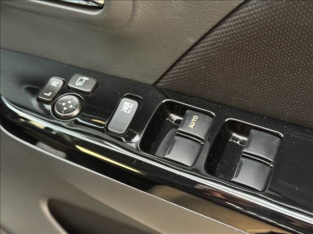 SUZUKI WAGON R STINGRAY 2013 Image 31