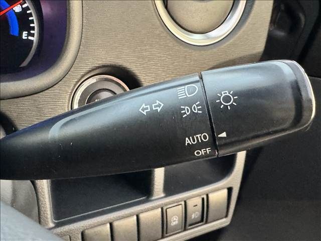 SUZUKI WAGON R STINGRAY 2013 Image 31