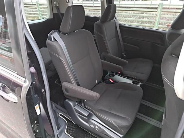 TOYOTA ESQUIRE 2017 Image 31