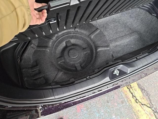 TOYOTA ESQUIRE 2017 Image 31