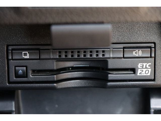 TOYOTA LEXUS LX570 AWD 2018 Image 31