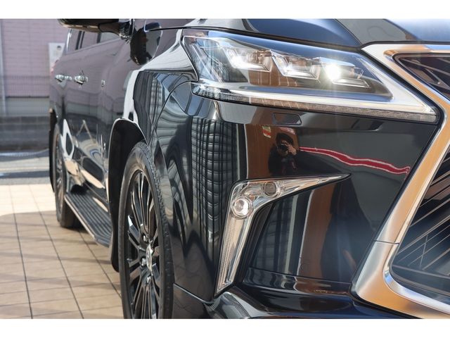 TOYOTA LEXUS LX570 AWD 2018 Image 31