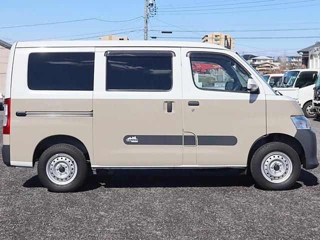 TOYOTA TOWNACE VAN 4WD 2022 Image 31