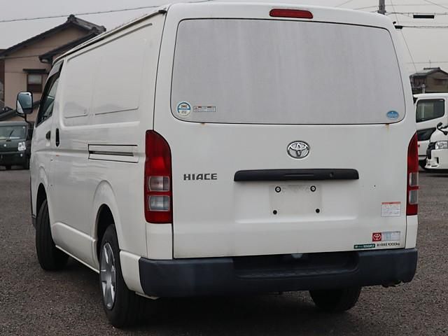 TOYOTA HIACE VAN 2WD 2017 Image 31