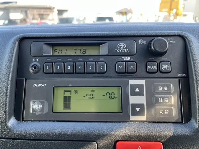 TOYOTA HIACE VAN 2WD 2017 Image 31