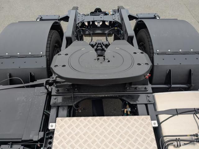 MITSUBISHI FUSOU SUPER GREAT 2025 Image 31