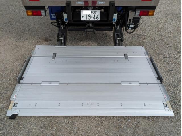 MITSUBISHI CANTER 2025 Image 31