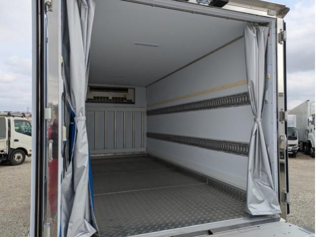 MITSUBISHI CANTER 2025 Image 31