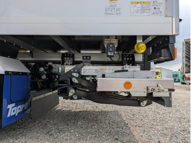 MITSUBISHI CANTER 2025 Image 31