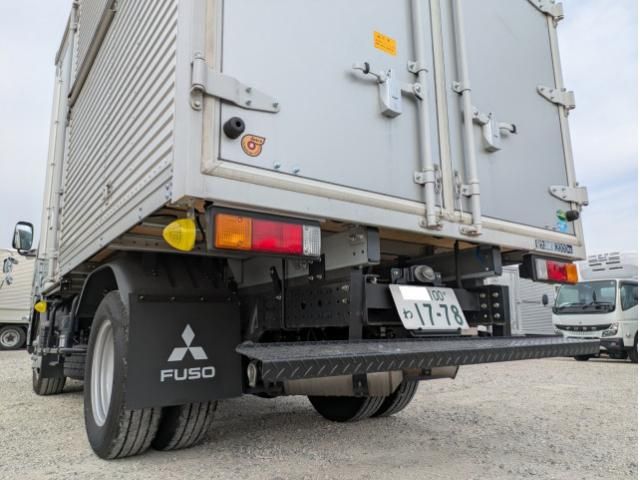 MITSUBISHI CANTER 2025 Image 31