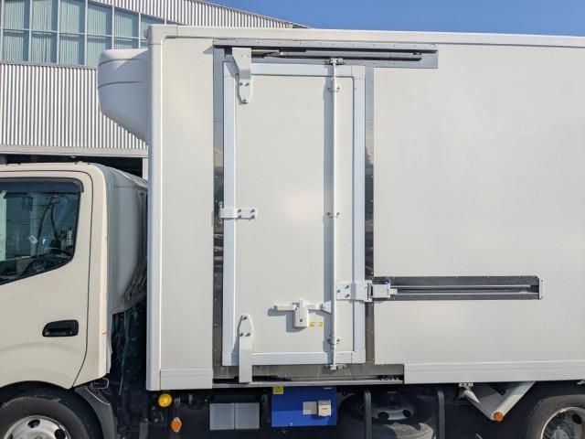 HINO DUTRO 2023 Image 31