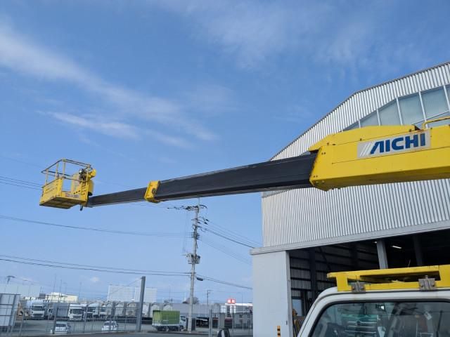 ISUZU ELF 2014 Image 31