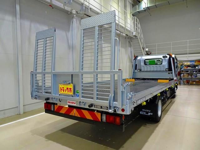 ISUZU ELF 2023 Image 31