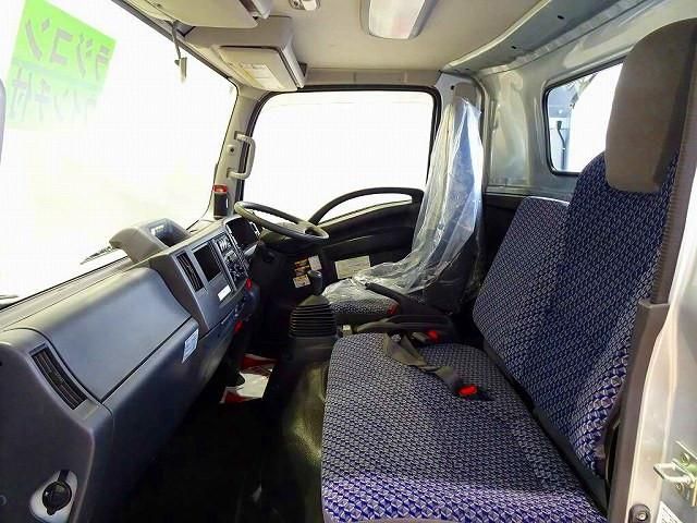 ISUZU ELF 2023 Image 31