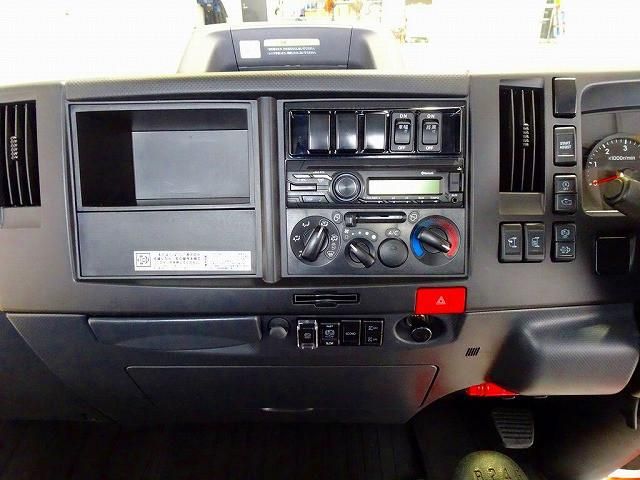 ISUZU ELF 2023 Image 31