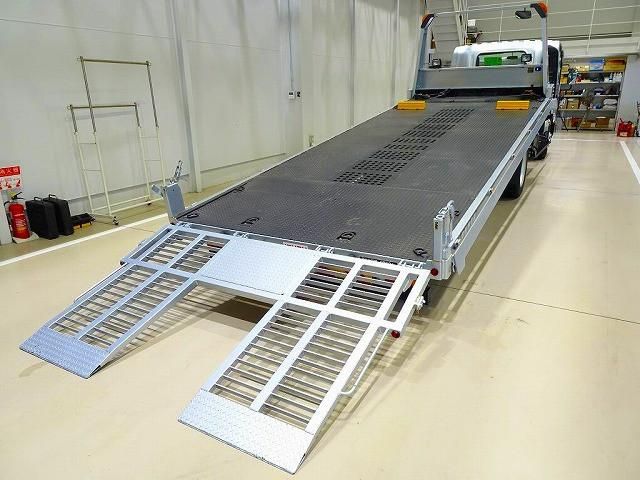 ISUZU ELF 2023 Image 31