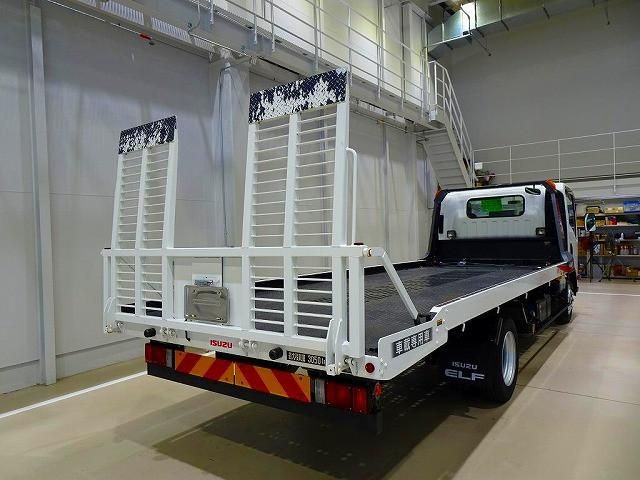 ISUZU ELF 2022 Image 31