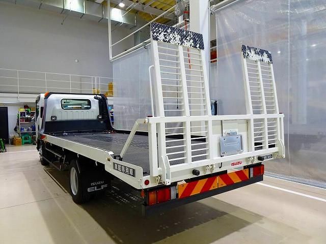 ISUZU ELF 2022 Image 31