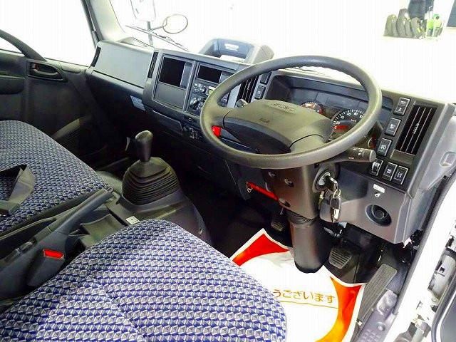 ISUZU ELF 2022 Image 31