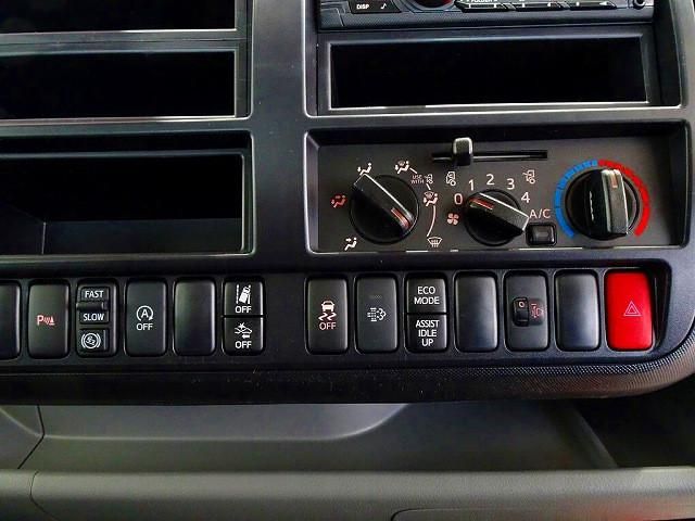 TOYOTA DYNA 2024 Image 31