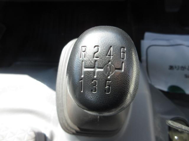 ISUZU ELF 2020 Image 31