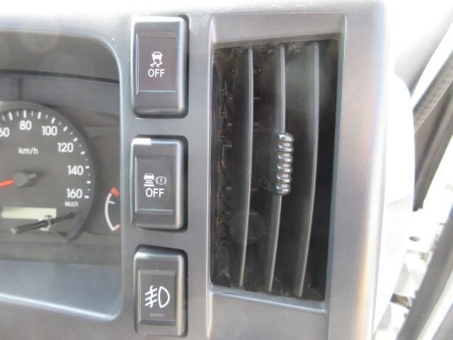 ISUZU ELF 2020 Image 31