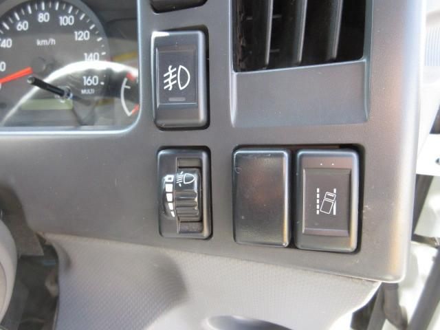 ISUZU ELF 2020 Image 31