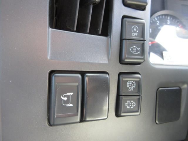 ISUZU ELF 2020 Image 31