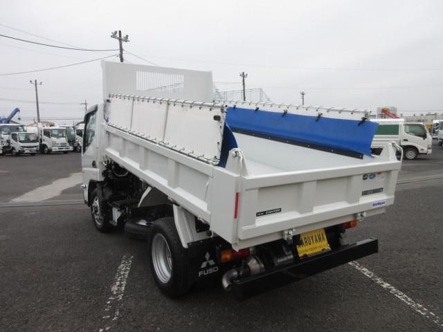 MITSUBISHI CANTER 2025 Image 31