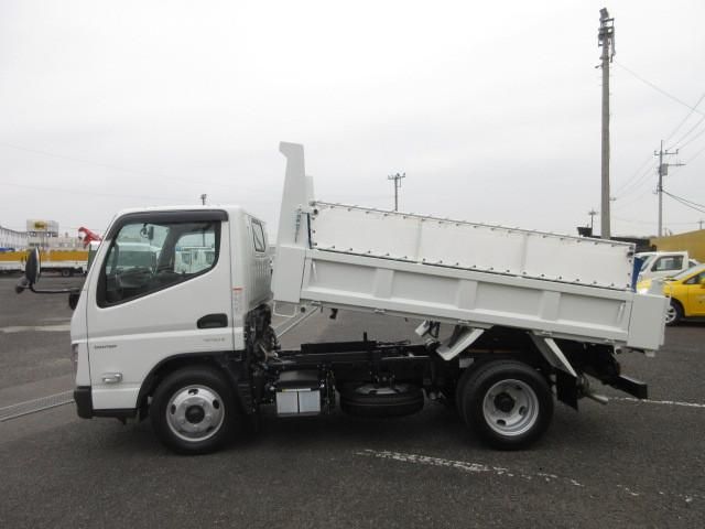 MITSUBISHI CANTER 2025 Image 31